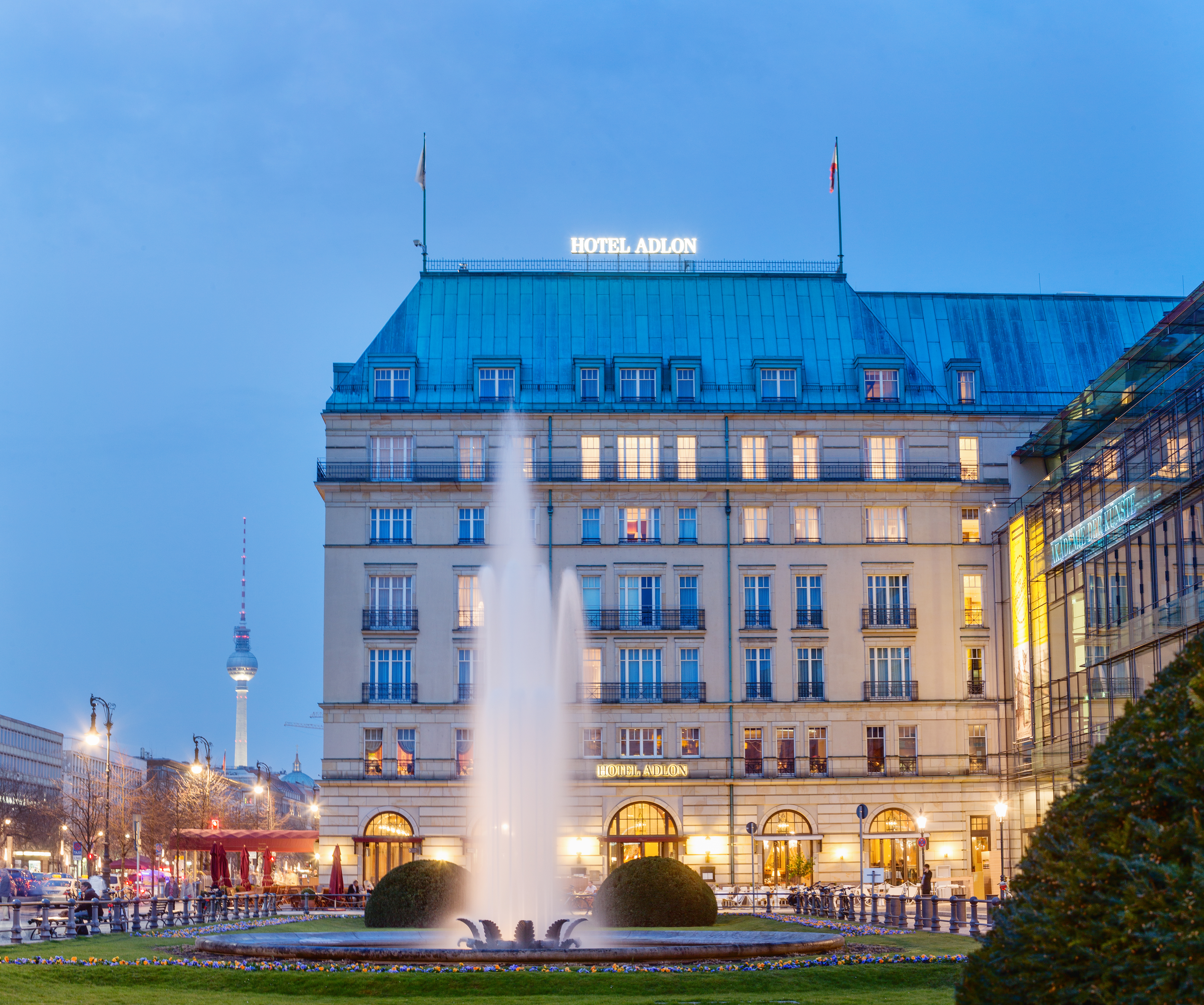 Historic German Hotel Adlon Kempinski Checks In Deep Energy Savings