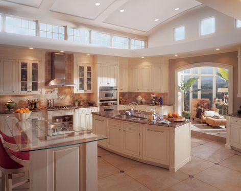 GE reveal® LED bulb provides the energy savings of an LED with color enhanced, full spectrum light to make vivid colors and patterns pop while filtering out dull, yellow rays.