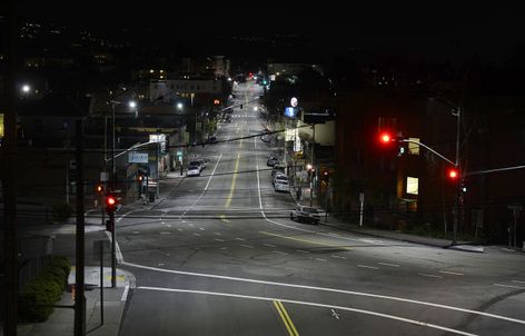 By upgrading to GE’s Evolve™ LED Roadway Scalable Cobrahead fixtures, the city of Oakland will save more than $1.4 million in annual energy and maintenance costs.