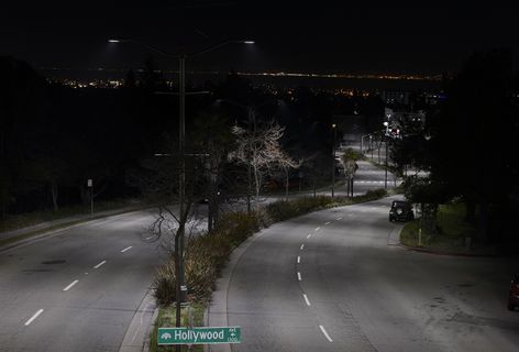 The city of Oakland upgraded 30,000 street lights to GE’s Evolve™ LED Roadway Scalable Cobrahead fixtures.