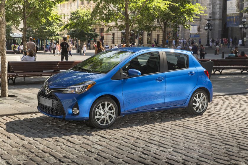 toyota yaris standard features #4