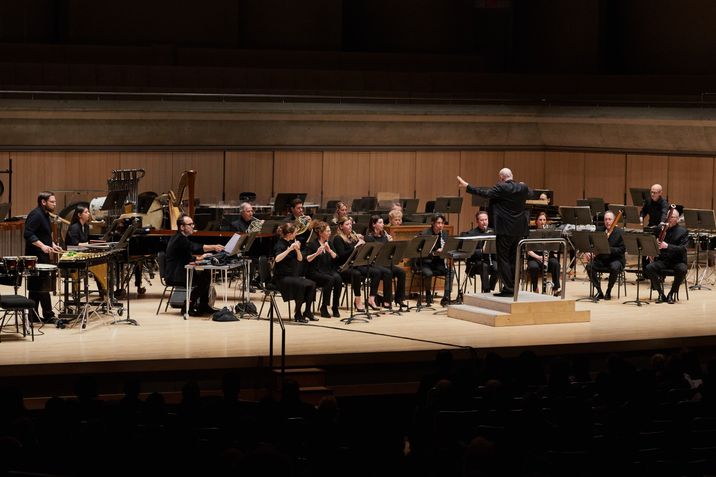 Photo: Malcolm Cook Brett Dean conducts the TSO (Malcolm Cook photo)