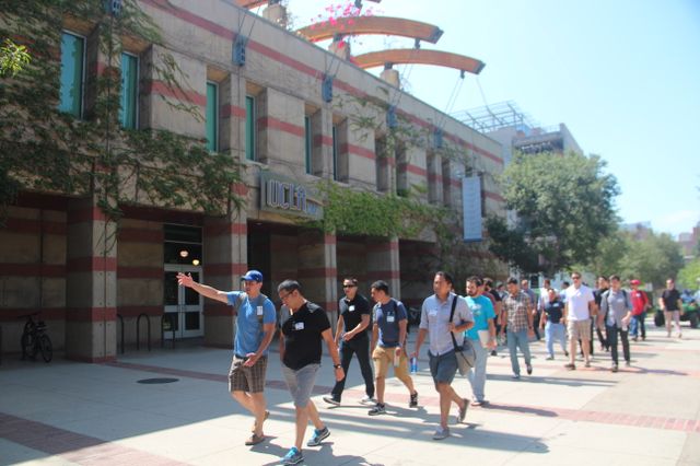 Veterans tour UCLA