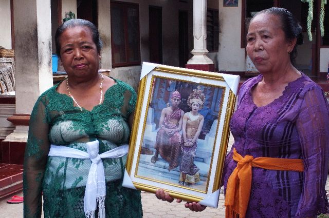 Wives in Bali