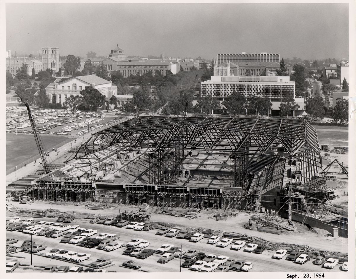 Pauley Pavilion under construction