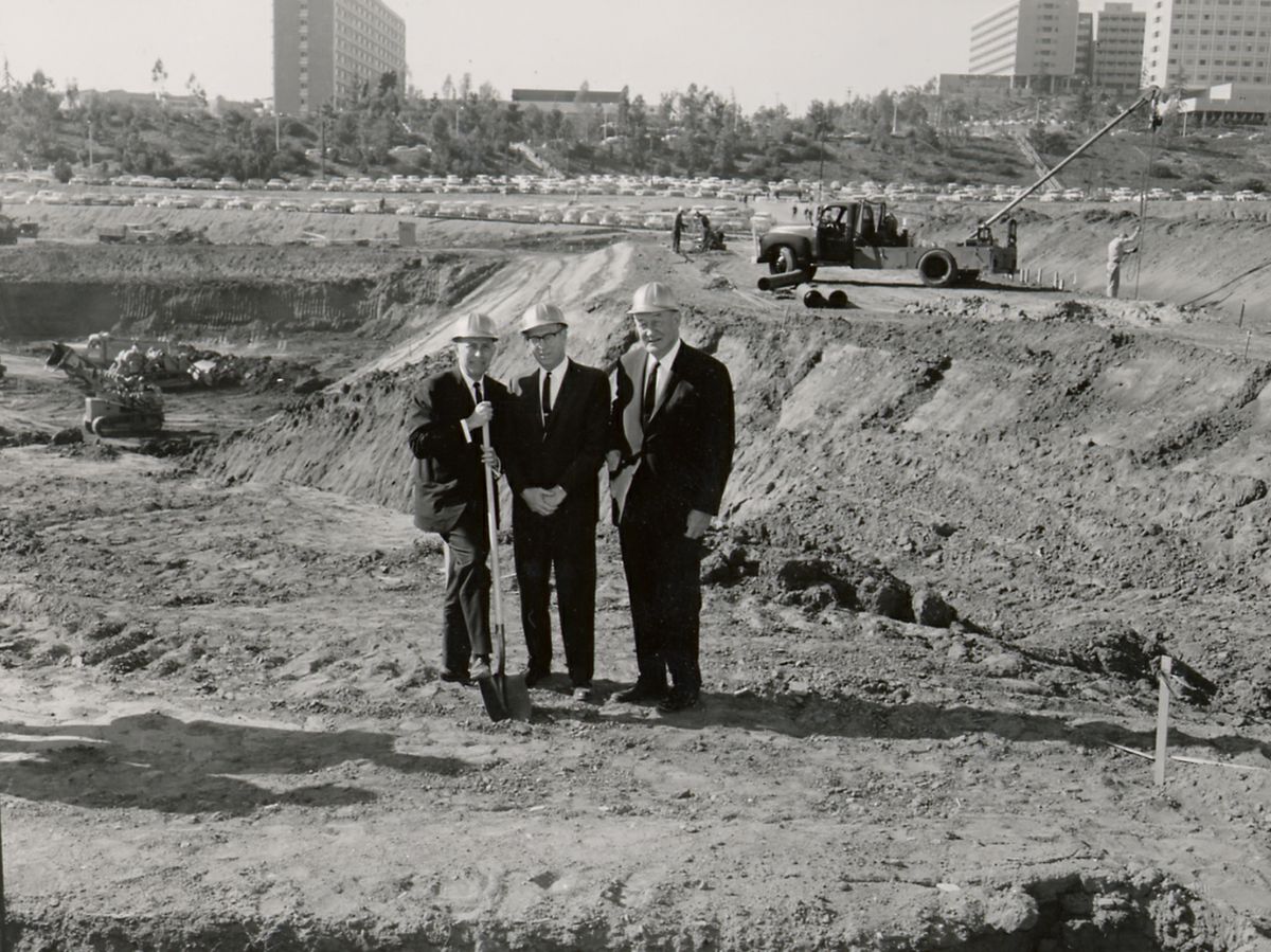 Chancellor Franklin Murphy, basketball coach John Wooden, and the building's eponymous donor, UC Regent Edwin Pauley, at the groundbreaking ceremony for Pauley Pavilion.