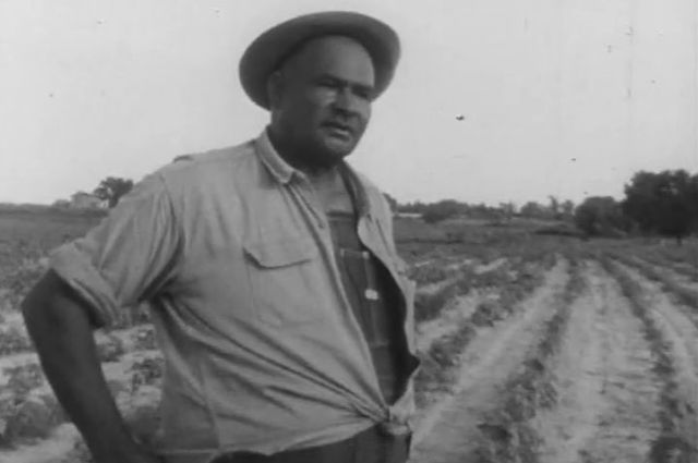 Scene from the documentary, "Lay My Burden Down"