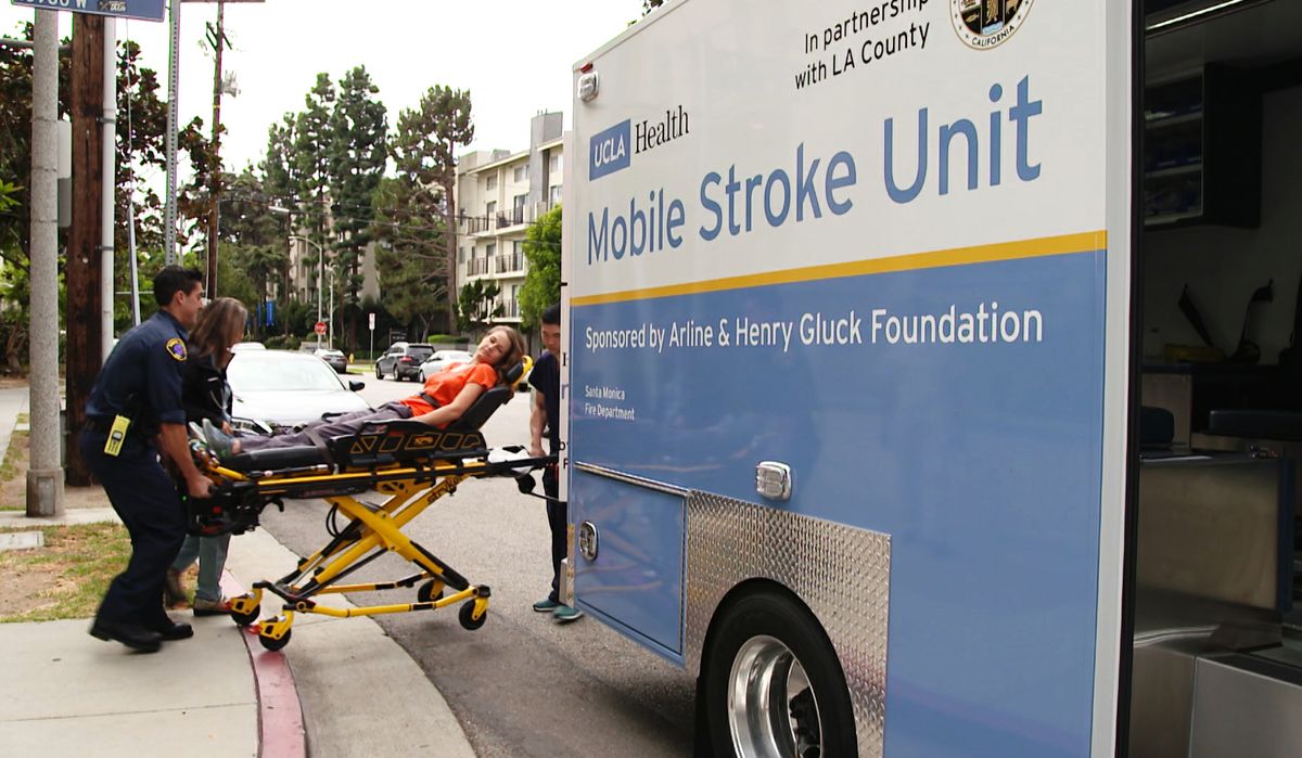UCLA Health launches pioneering mobile stroke unit with support from L.A. County | UCLA