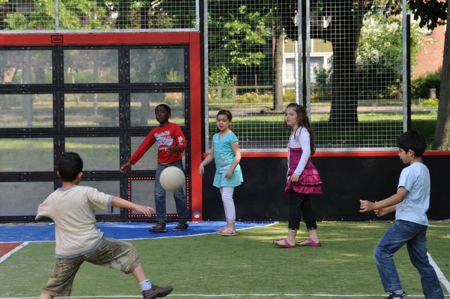 Smart parks ball wall