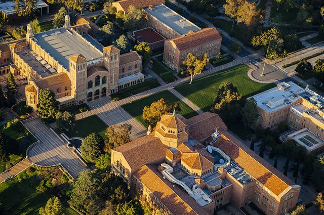 Dickson Plaza aerial