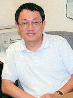 UNM Chemistry Professor Hua Guo.