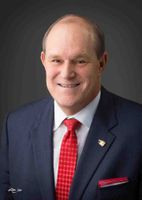 UNM President Robert Frank
