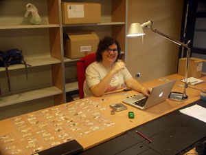 UNM graduate student Lisa Fontes working in Spain UNM graduate student Lisa Fontes working in Spain