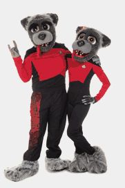 Live Lobo and Prosper with Louie and Lucy.