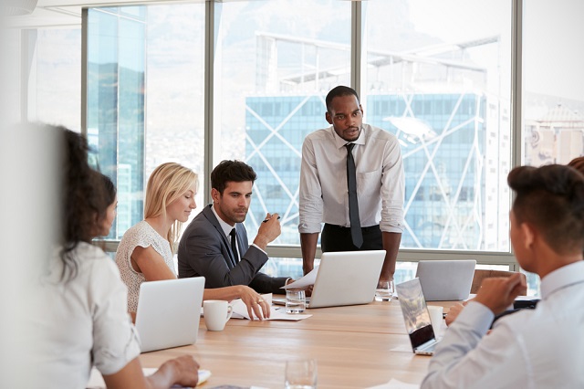 Small_Businesses_With_Greater_Revenue_Experience_More_Growth_Challenges