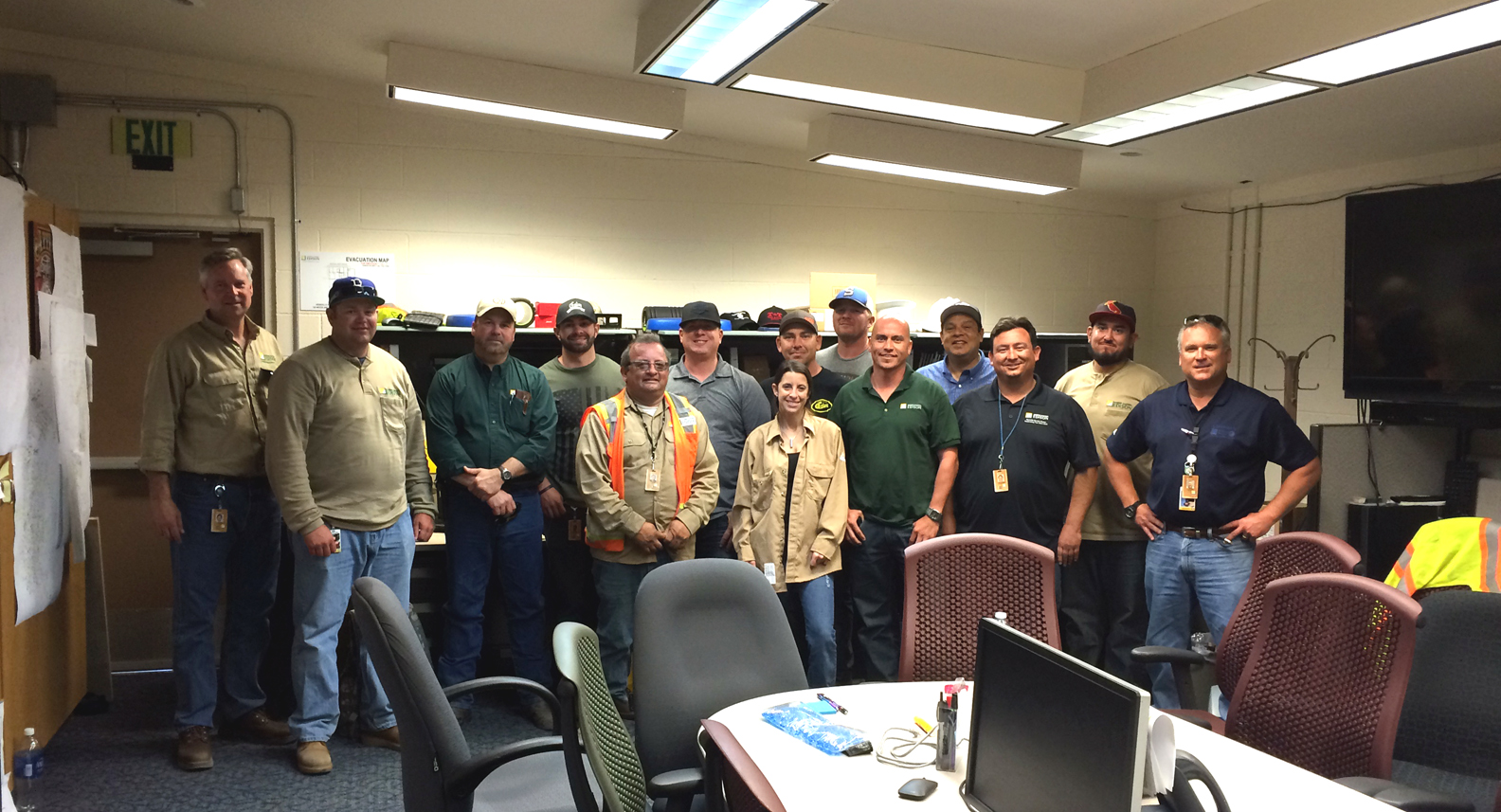 SCE crews in Kern Valley