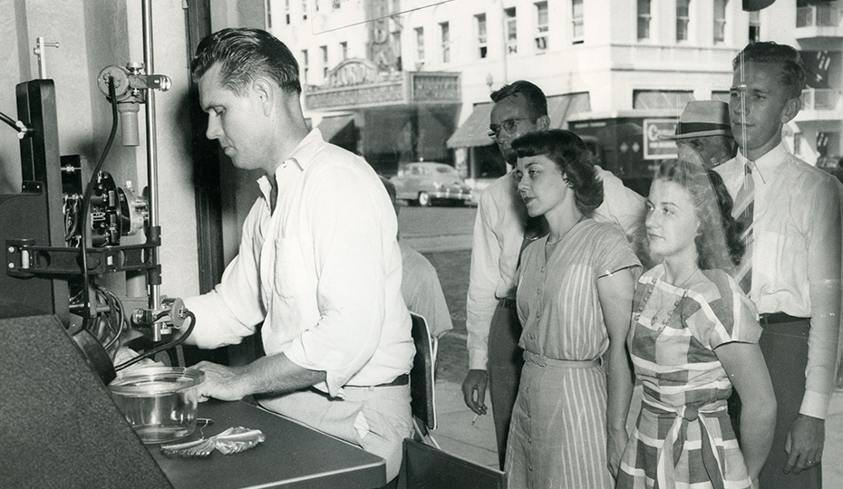 Also from Florida Power Collection. Possibly the window display of headquarter building in St.Pete? Employee appears to be working on a meter while window shoppers look on FloridaHQ