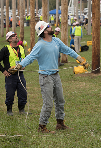Pound throwing a rope during a mystery event at the International Lineman's Rodeo. 20171019IntRodeoPound_1