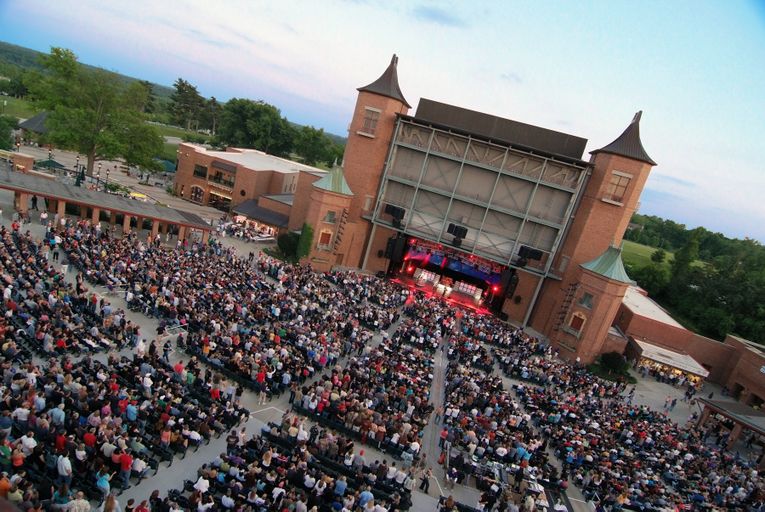 STARLIGHT THEATRE Visit KC