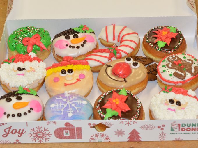 How a Local NY Donut Decorator Brings Holiday Magic to Our Donuts Dunkin'