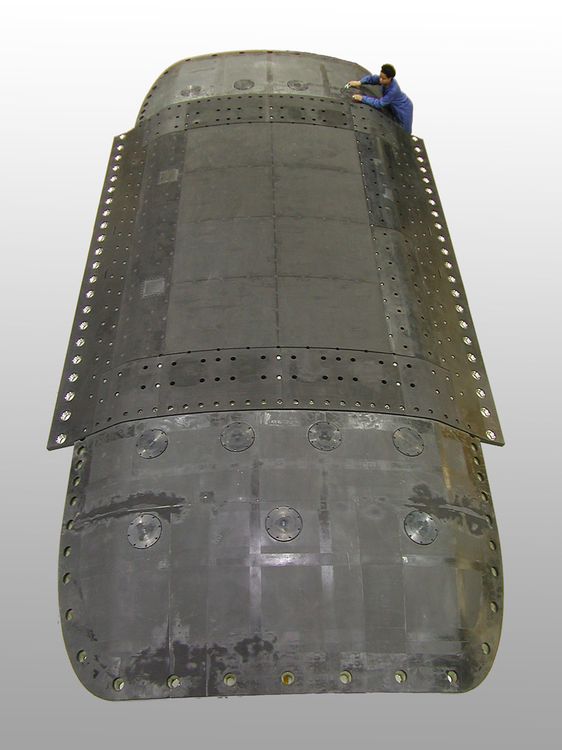 Northrop Grumman Corporation has delivered the first shipset of LWWAA hardware for Block IV of the Virginia Class Submarine to the U.S. Navy. Northrop Grumman Delivers First Block IV Light Weight Wide Aperture Array (LWWAA) Submarine Shipset