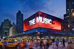 NY Port Authority Bus Terminal-Dynamic Night Graphics