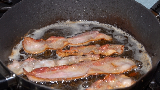 Bacon frying